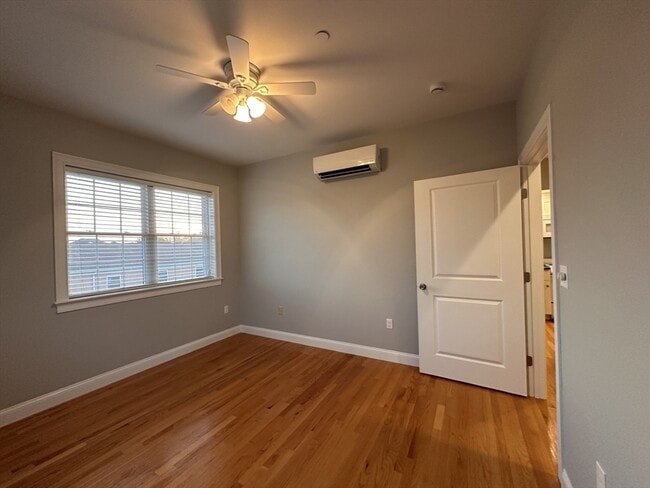 60 Pearl St Unit 304