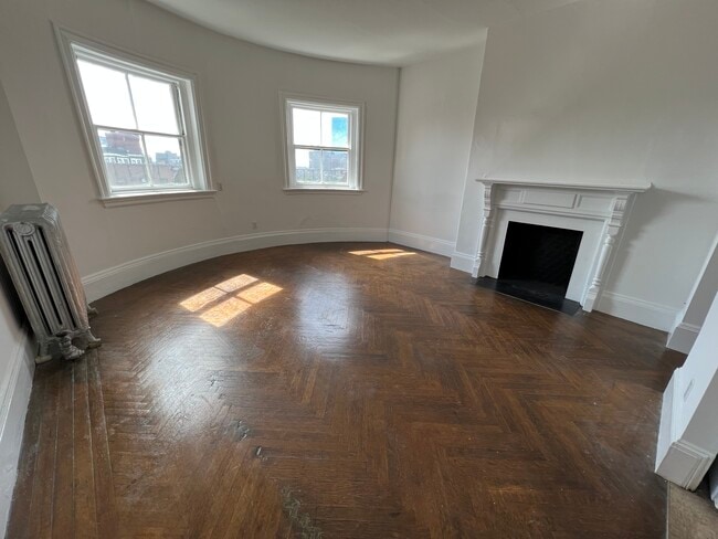 Building Photo - 24 Mt Vernon St