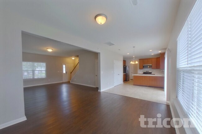 Photo - 9626 Rothman Ln