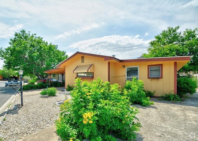 Building Photo - 111 Arizona Ash Dr Rental