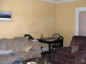 Building Photo - 92 Langley Rd Unit 2 Rental