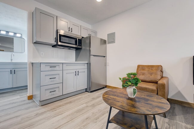 Sunrise Suites