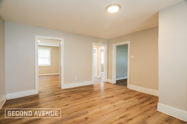 Photo - 315 3rd St N