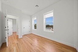 Photo - 417 Commercial St Unidad 4