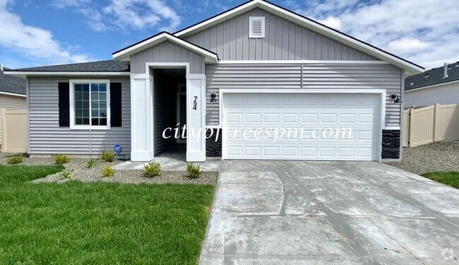 Building Photo - Beautiful Home in South Nampa