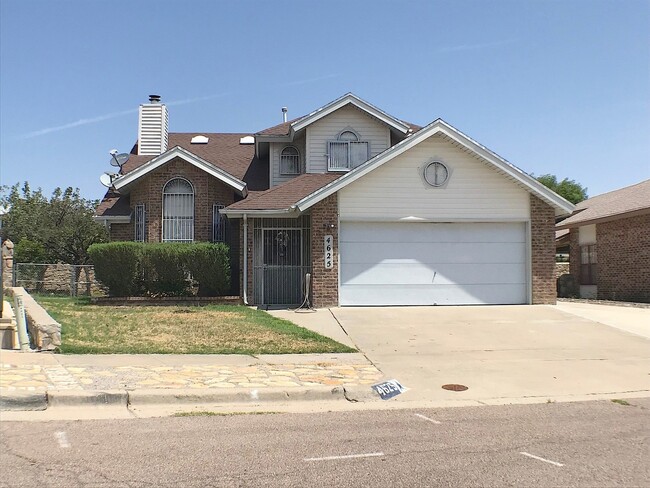 Northeast El Paso 3 bed with Refrig A/C an... - Northeast El Paso 3 bed with Refrig A/C an... House