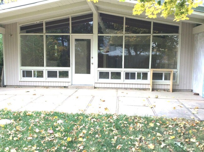 Photo - Charming  2 Bedroom 1 Bath  House in North...