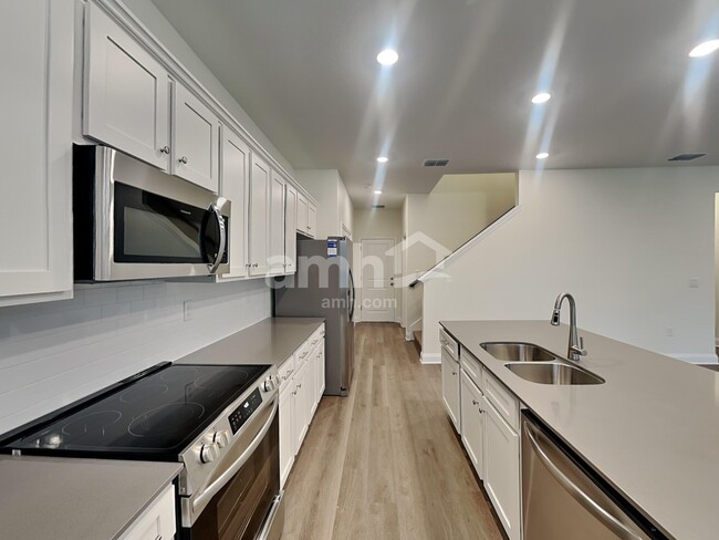 Photo - 2508 Feather Crst Dr