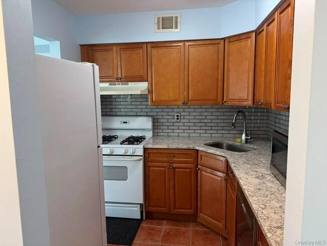 Photo - 161 Fairview Cir