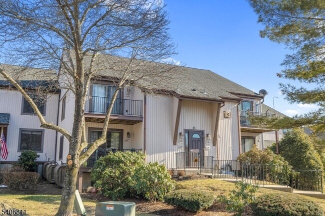 Photo - 13228 Dell Pl Unit 228