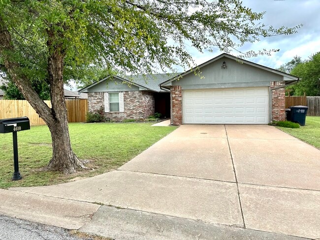 Photo - 4610 Chisholm Creek House