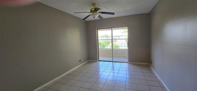 Photo - 7305 NW 5th Ct Unit 204