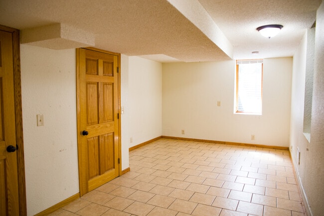 Photo - 2108 Talmage Ave SE
