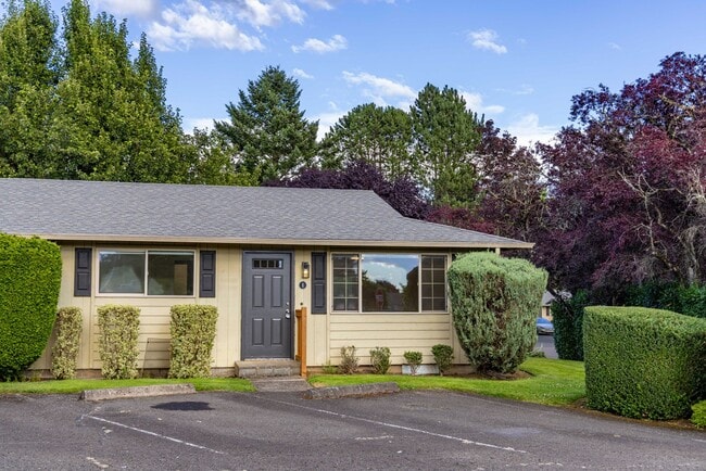 Building Photo - Just updated! - 2 Bedroom Condo in Washougal Unit 1