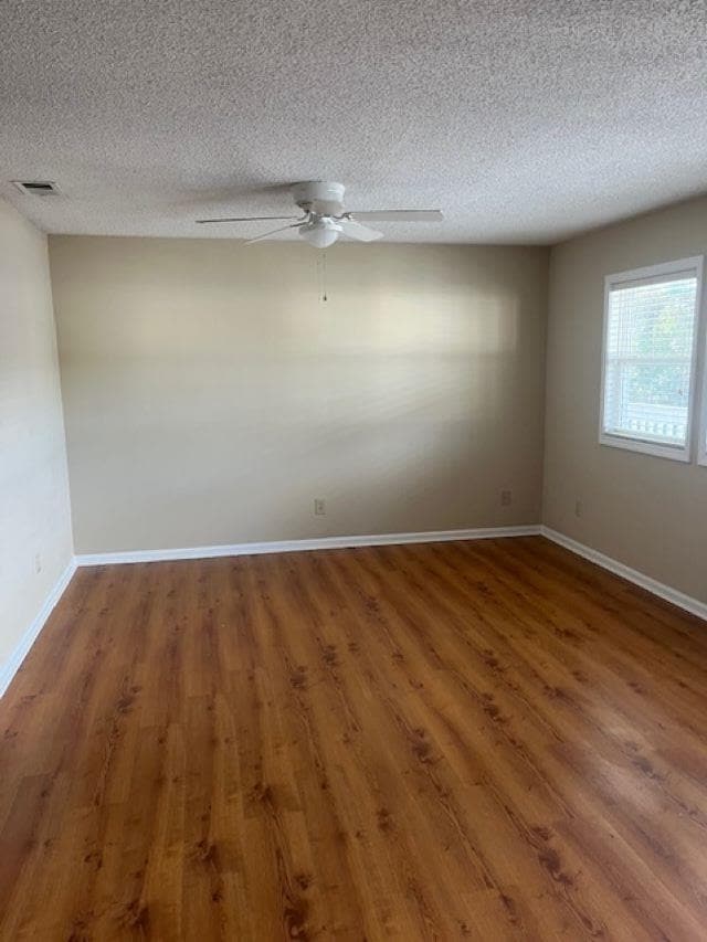 Photo - 4150 Horseshoe Rd N