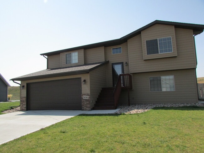Photo - MODERN 3 BEDROOM IN ELKS CROSSING