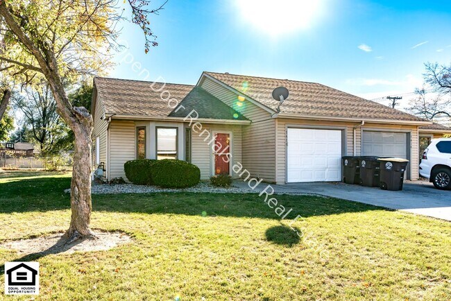 Building Photo - 1416/1418 Lakehurst Dr. Unit 1418 Lakehurst Dr.