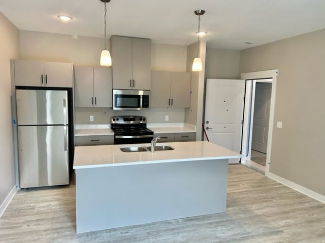 Fairlake Apartments