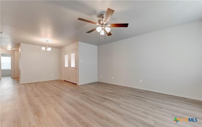 Photo - 601 Lost Trl