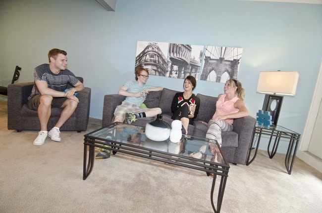 University Terrace Apartments - University Terrace Apartments