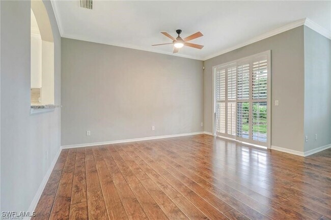 Photo - 9801 Foxhall Way