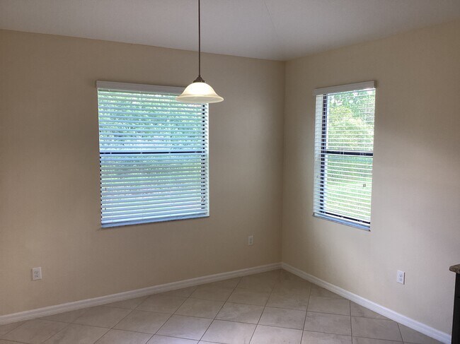 13418 White Sapphire Rd