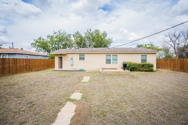 Photo - 4407 35th St