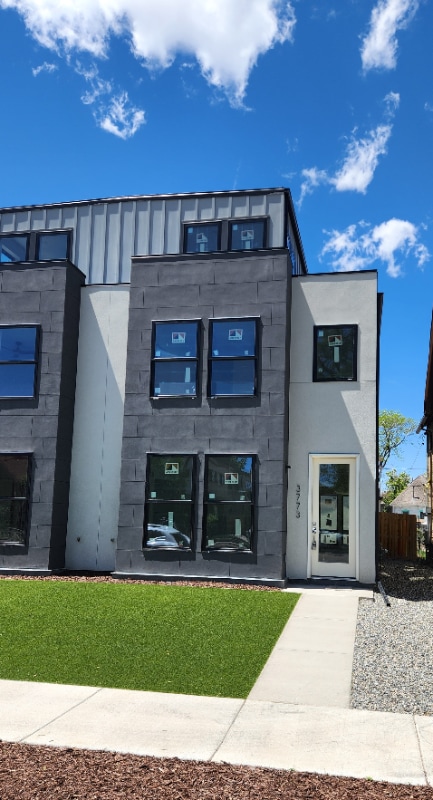 Photo - 3773 N Williams St Townhome