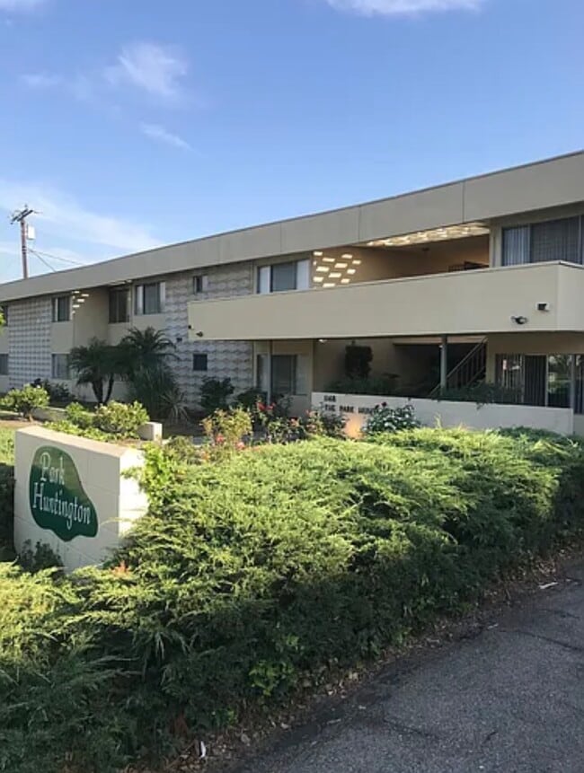 Photo - 1148 W Huntington Dr Unit Apt #12