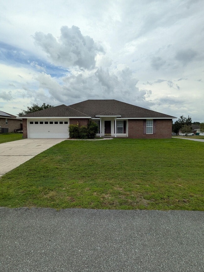 5211 Moore Loop