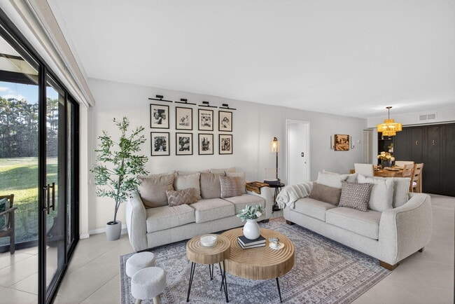 11282 Green Lake Dr Unit 104