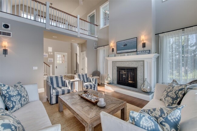 Photo - 1000 Sound Dr