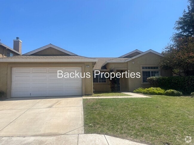 Building Photo - Wonderful four bedroom home on outskirts o...
