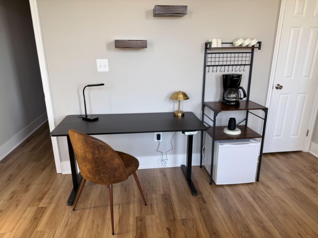 Photo - 1618 E Biddle St