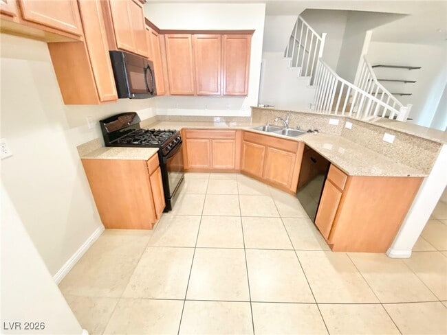 Photo - 2279 Koho Dr