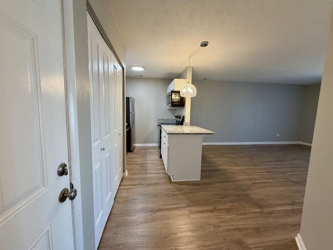 Photo - 1128 Southwood Dr