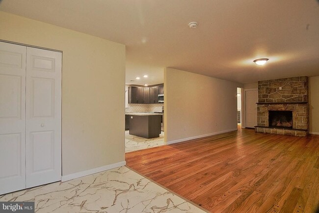 1490 Chestnut Hill Rd