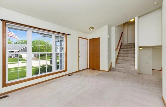 Photo - 2412 Emma Ave