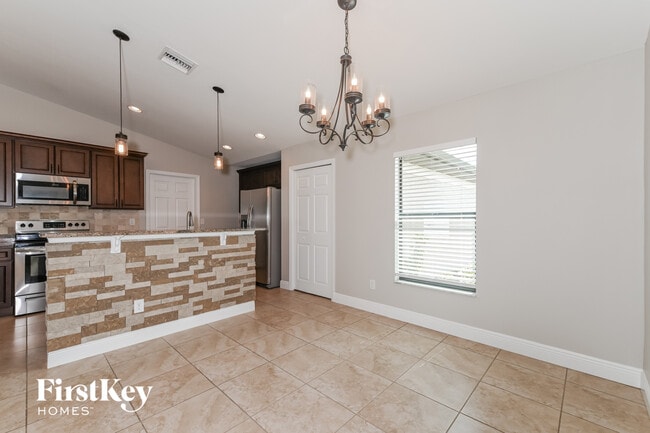 Photo - 1806 NE 2nd Ave