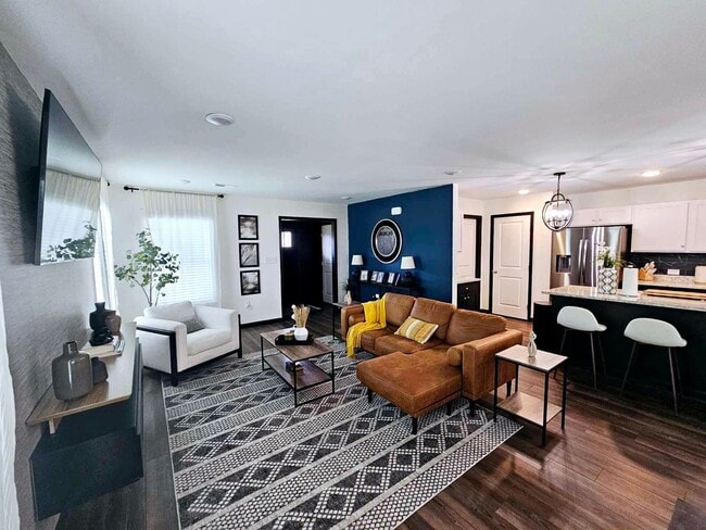 Photo - Charming Home!