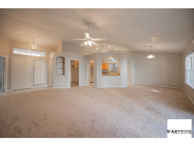 Photo - Functional Living With A Touch Of Sophistication Defines This 3/2 Gilbert Home.