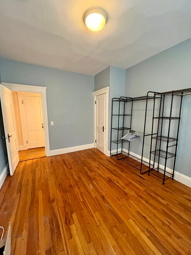 Photo - 59 Lanark Rd Unit 3