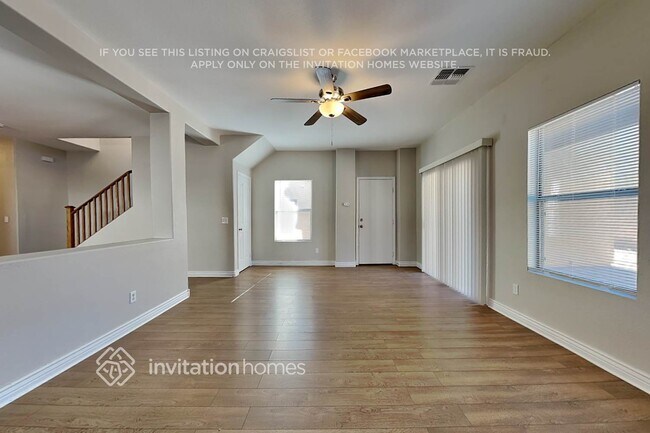Photo - 11226 W Garfield St