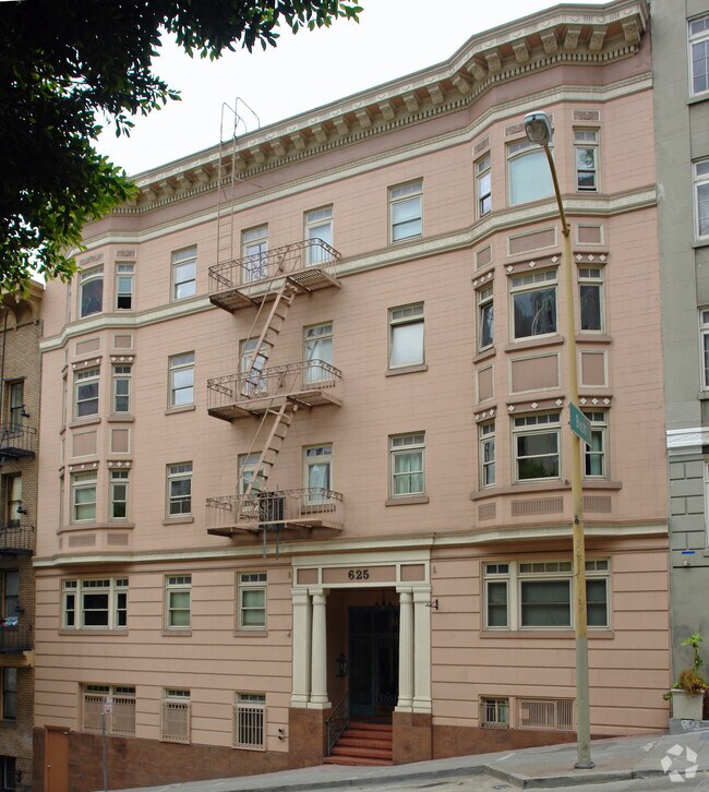 Photo - 625 Powell St Apartments