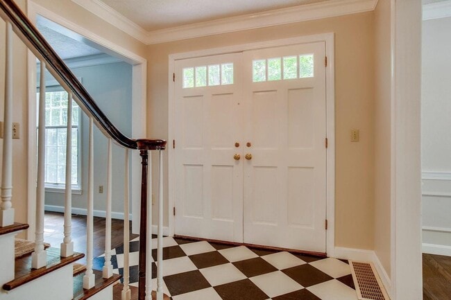 Photo - 27 Buttonwood Rd