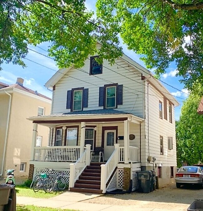 Building Photo - 110 S Orchard St Unit 1 Rental