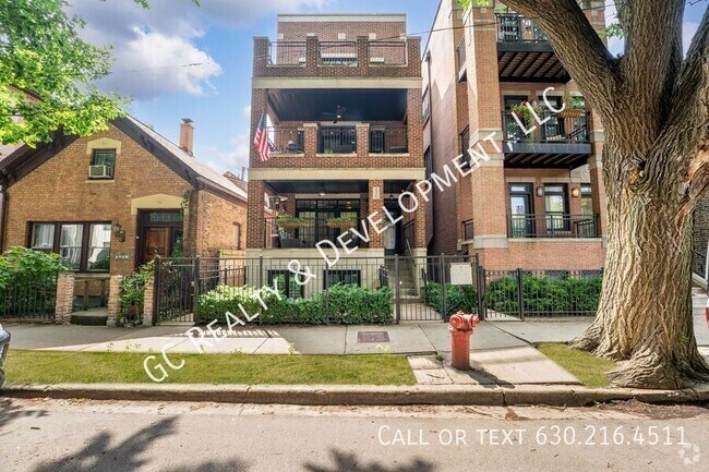 Building Photo - 2326 N Greenview Ave Unit 3 ,  3 Rental
