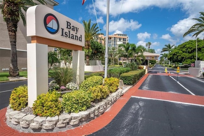 Photo - 7600 Sun Island Dr S Unit 204