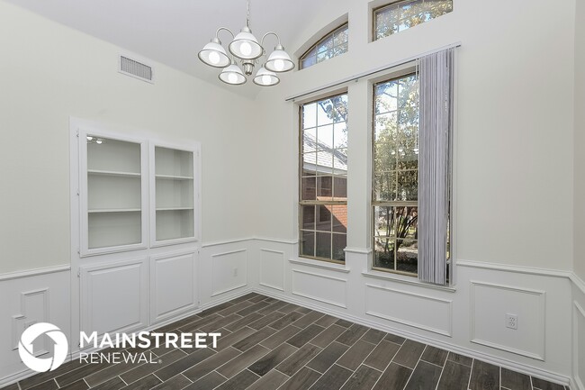 Photo - 2157 S Winding Creek Dr