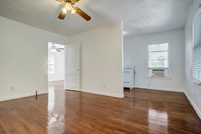 Photo - 1229 Heights Blvd Unit B